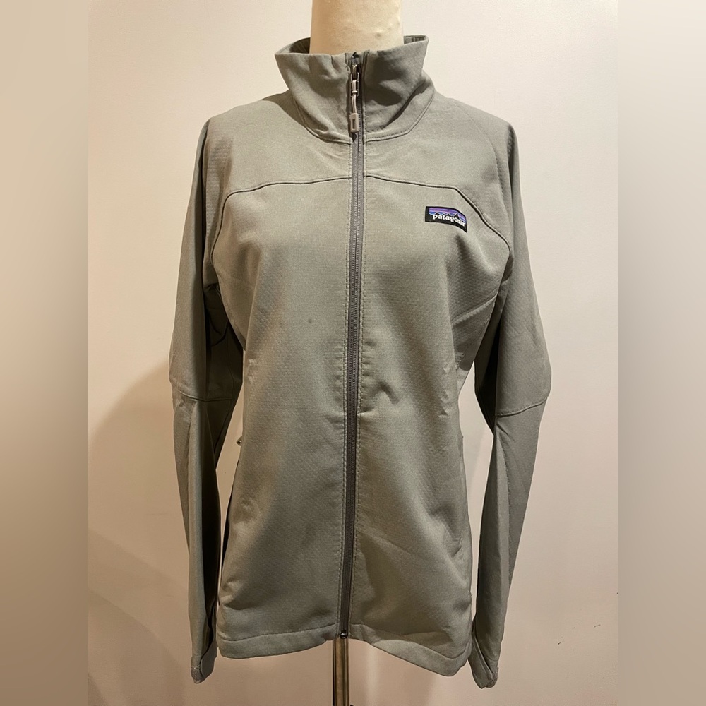 Patagonia Women’s Full‑Zip Technical Lightweight Performance Jacket Gray Size S